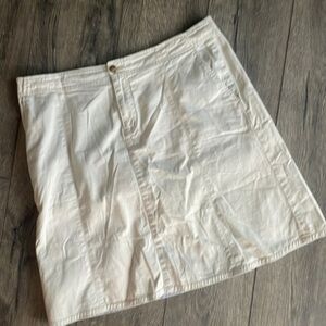 Eddie Bauer skirt size 16 tan skirt